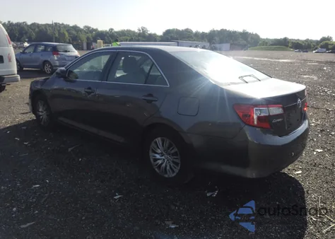 2013 Toyota Camry L z USA, uszkodzony, nr VIN 4T4BF1FK6DR331686
